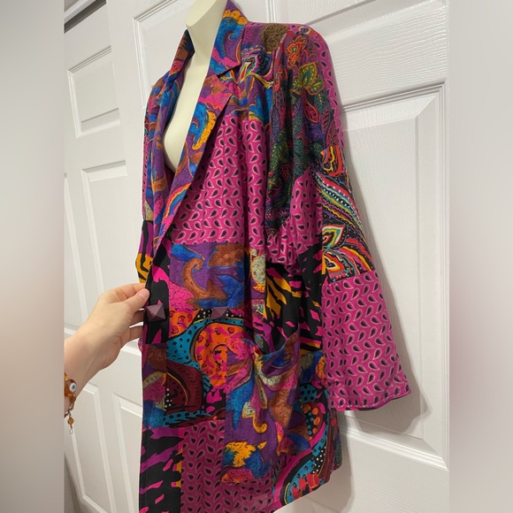 Shepherds Pura Seta Silk Jacket
Blazer Floral size Medium New jacket no tag - Picture 4 of 12